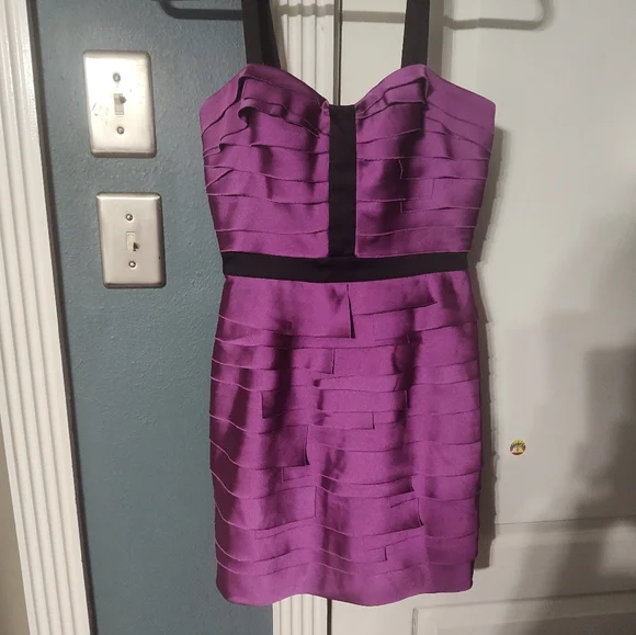 Bebe Layered Satin Bodycon Cocktail Lucca Strips Purple Sheath Dress Size Small - Picture 11 of 12